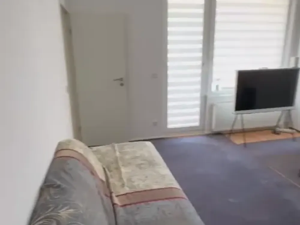 Home with 2 Rooms in Berlin Marienfelde