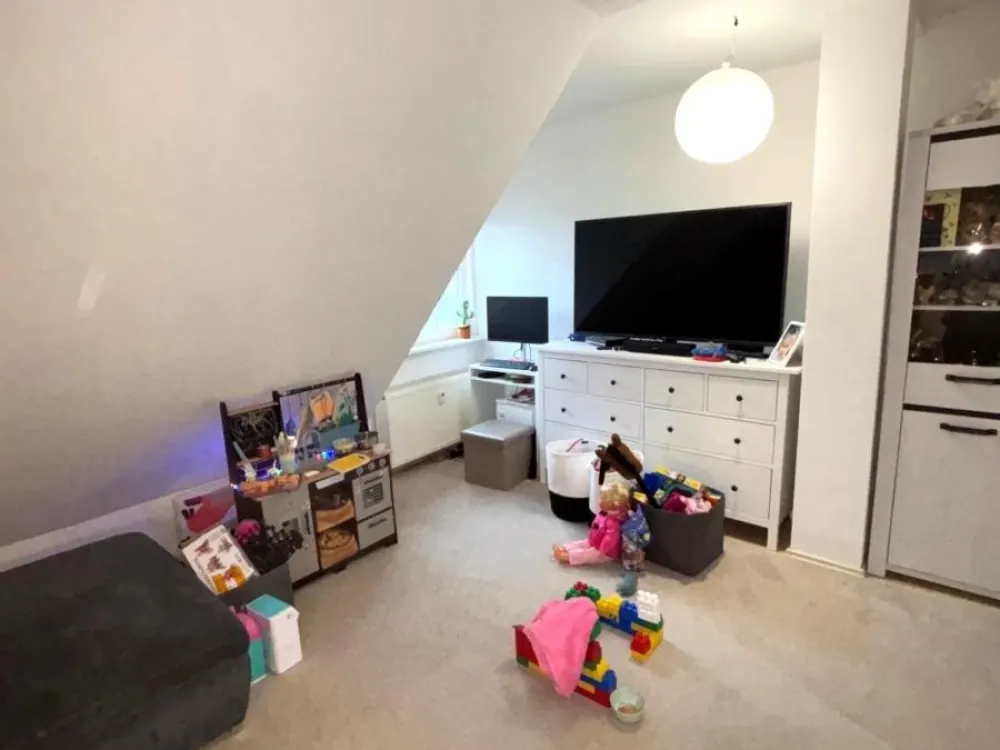Well-maintained 2-room apartment with fitted kitchen and parking space in Staufenberg-Landwehrhagen