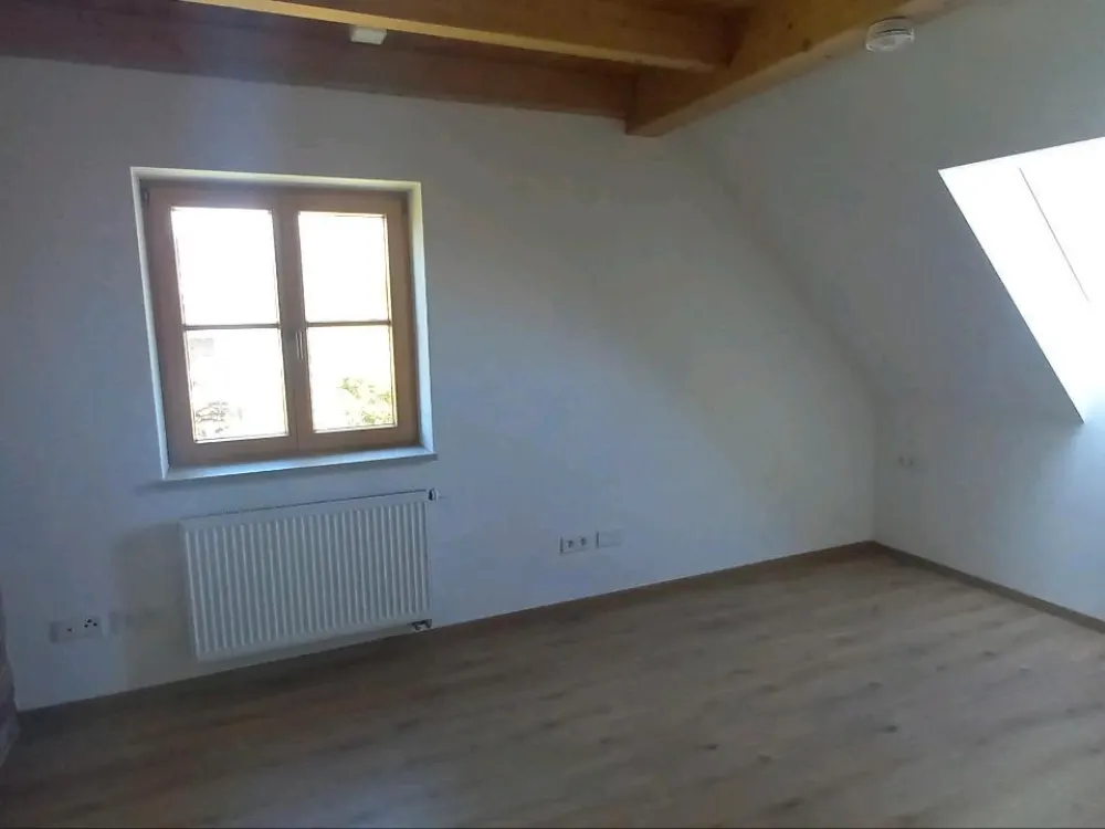 2,5 Zimmer Maisonette-Wohnung mit Einbauküche in Hawangen