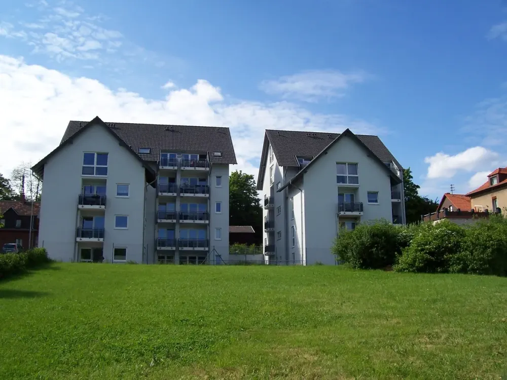 Charming 3-Room Apartment with Plenty of Light, Near Sulzbachtalklinik Directly from the Landlord