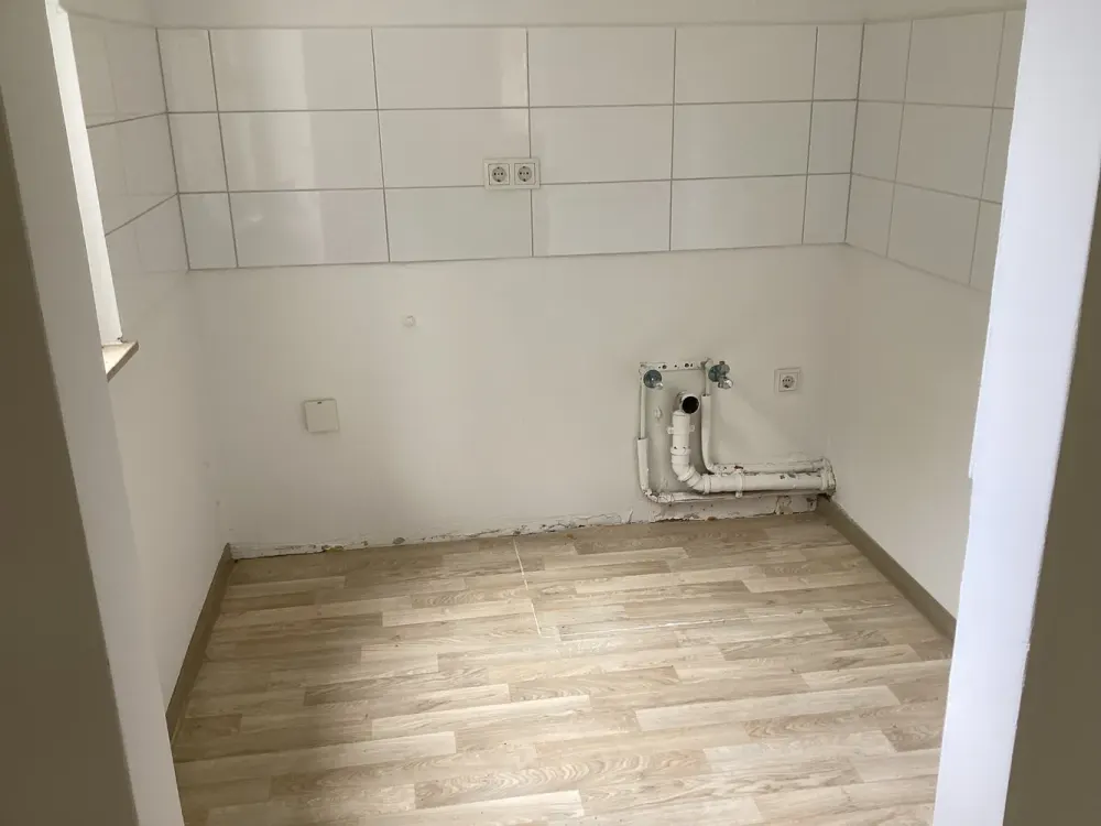 Feel at Home: Affordable 2.5-Room Apartment