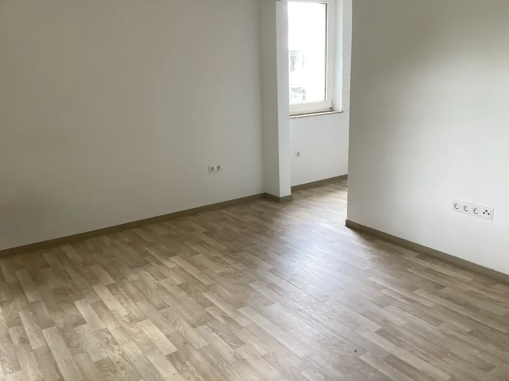 Feel at Home: Affordable 2.5-Room Apartment