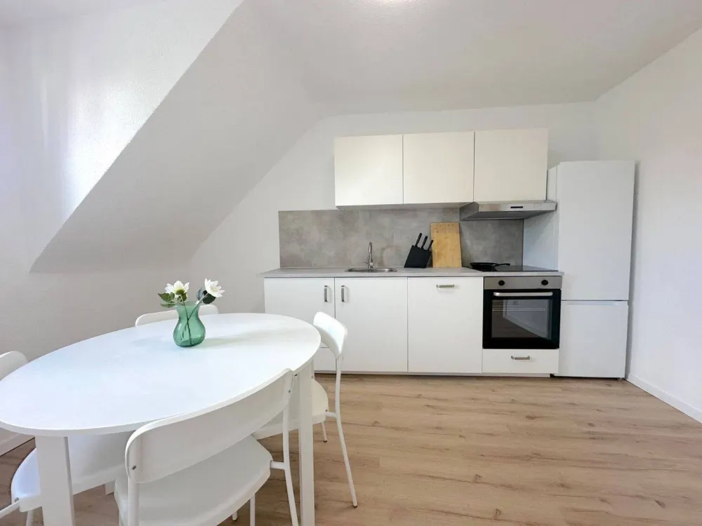 Free Shared Apartment Rooms - Roommates Wanted - Bergen-Enkheim ??