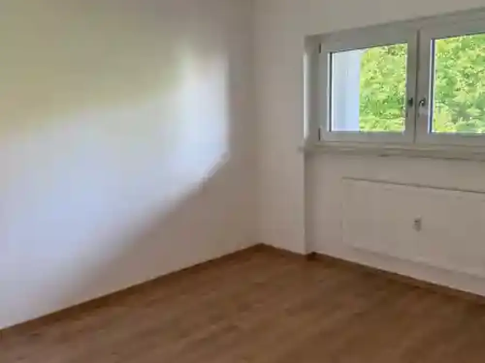 Moderne 3-Zimmer-Wohnung mit Westbalkon & TG-Stellplatz in ruhiger Lage von Poing