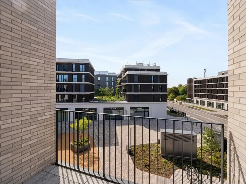 Deiker Höfe: Preisgedämpfte 3 Zimmer-Wohnung mit geschützter Loggia!