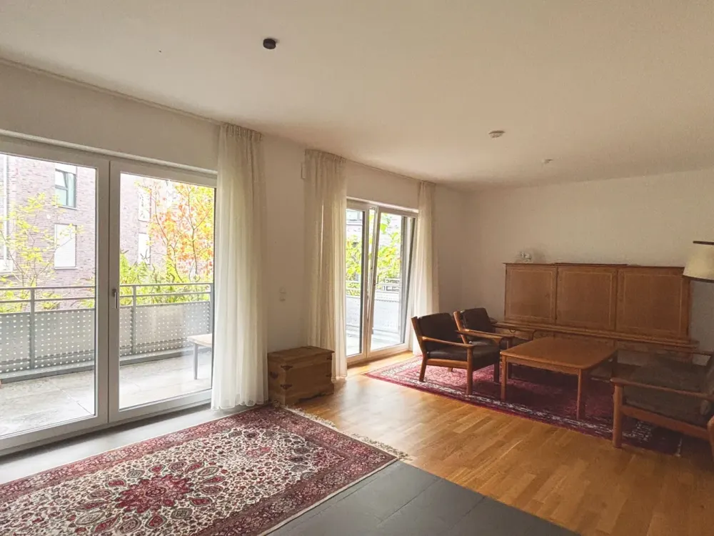 Like-new and spacious 2-room apartment in a central location