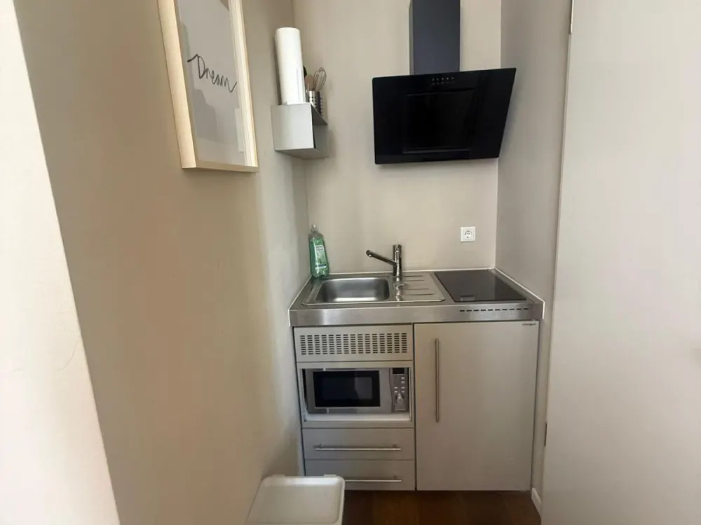1 Room Apartment Looking for Successor Tenant