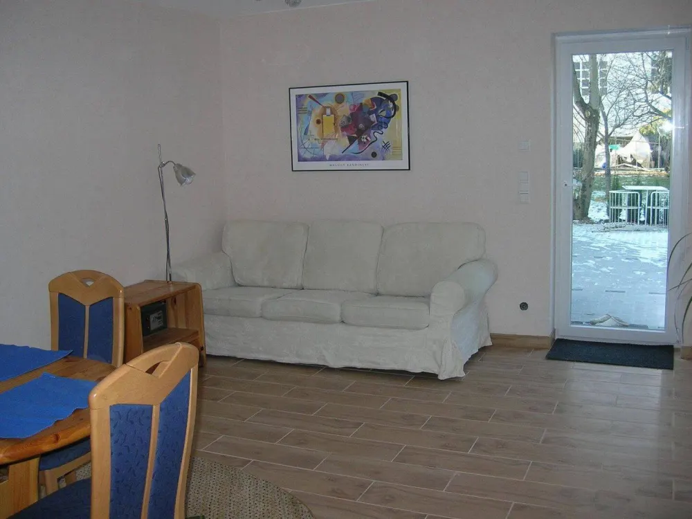 Grosszügige 2-Zimmerwohnung, ruhig gelegen