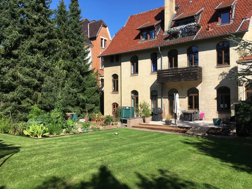Dream Apartment in Historic Villa, Quiet Location Near ICE Station