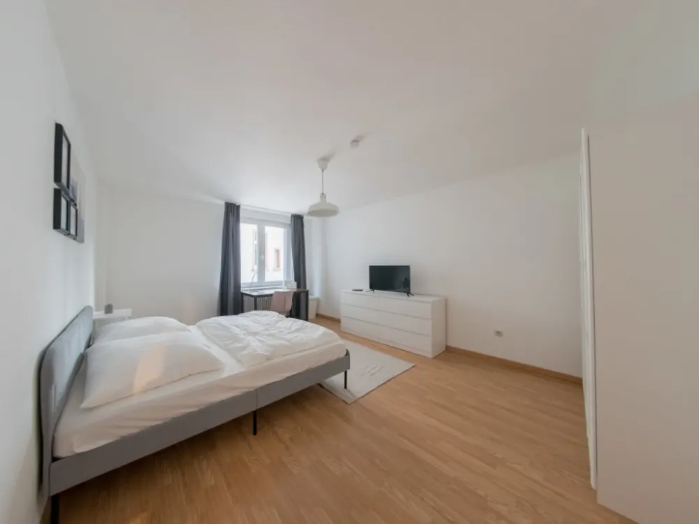 Fully Furnished Living | 60322-H77-2OGRZI1