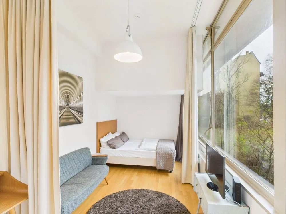 Furnished & Central All-Inclusive Apartment in the Heart of Hamburg! | XL Bude