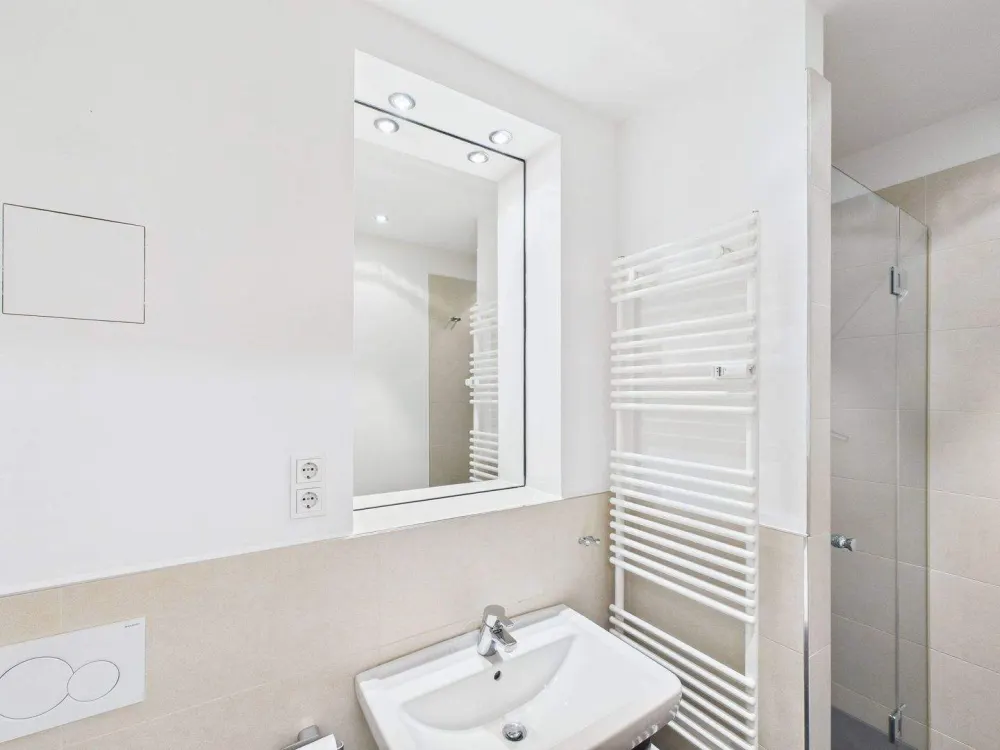 Furnished & Central All-Inclusive Apartment in the Heart of Hamburg! | XL Bude