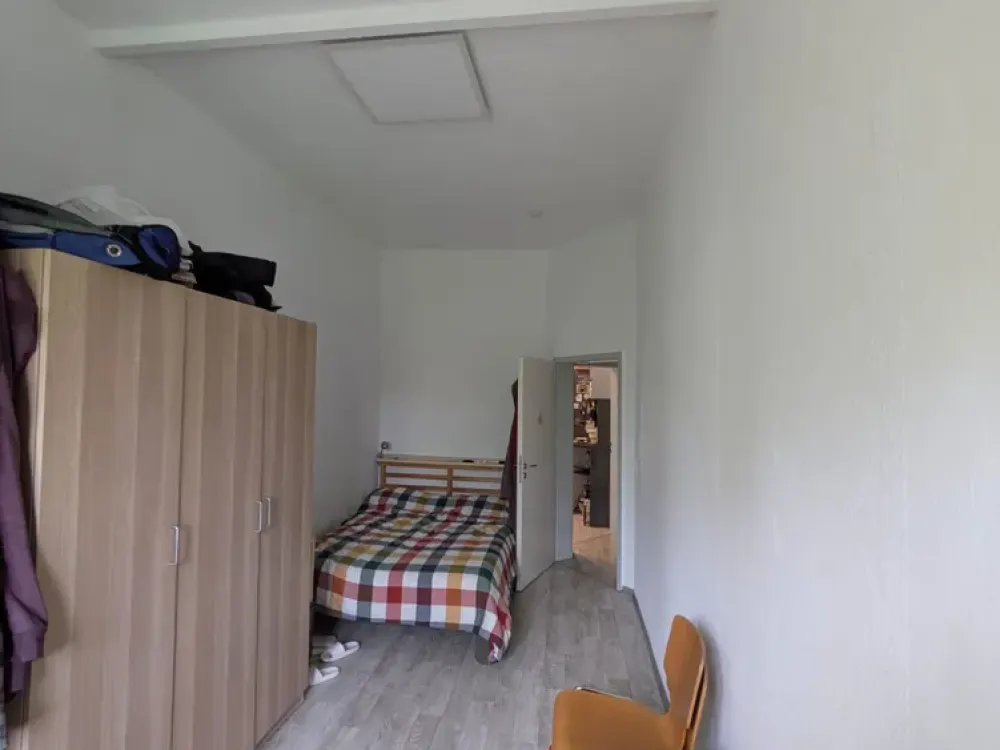 Geschmackvolle, vollständig renovierte 2-Raum-Wohnung mit Einbauküche in Karlsruhe
