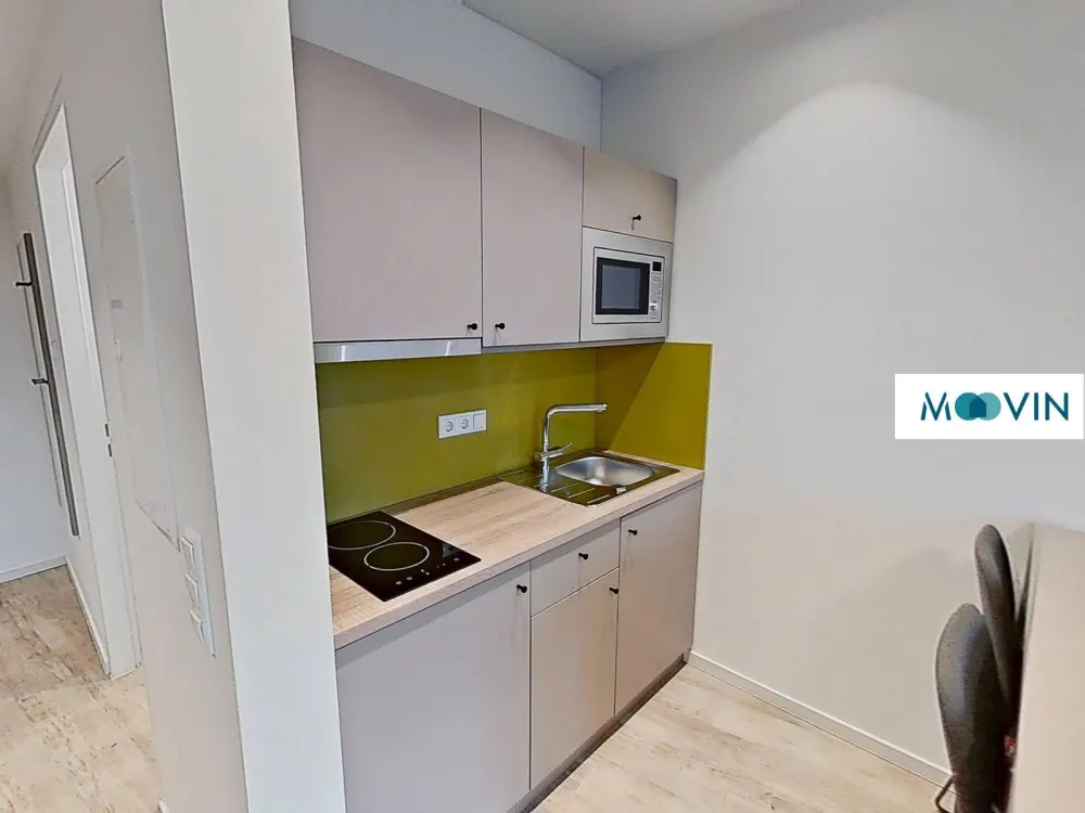 URBAN BASE: Fully Furnished Smart Apartment with Fitted Kitchen, ALL-IN RENT and Many More EXTRAS