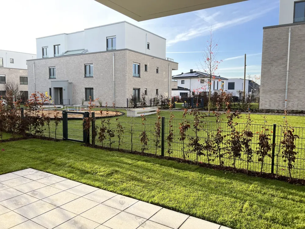 Moderne 65 qm 2-Zimmer Wohnung „Am Pulheimer Bach“ mit Terrasse und Garten