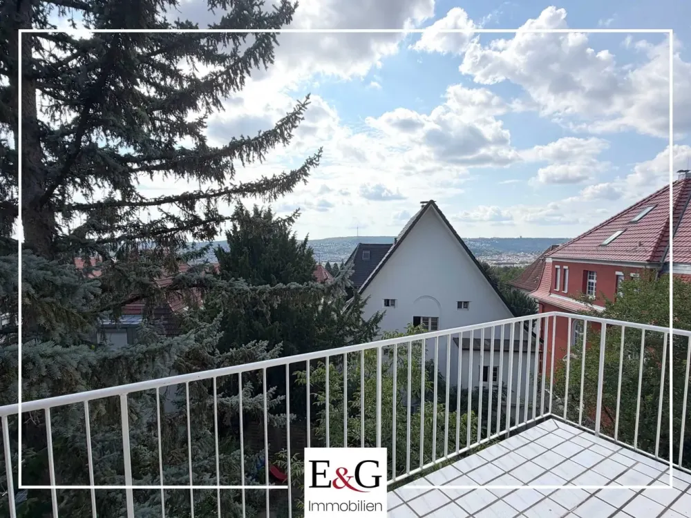 Living with a View! 3-Room Apartment in an Exclusive Location in Stuttgart