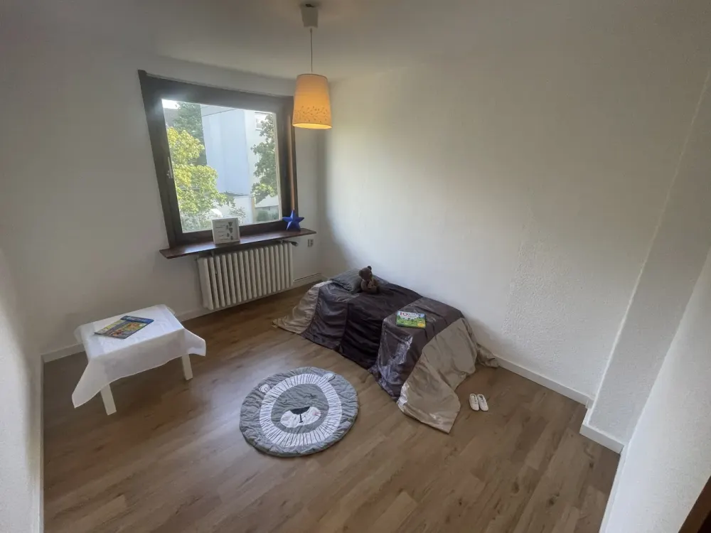 Frisch renovierte 3-Zimmer-Wohnung mit eigenem Gartenanteil mitten in Hannover