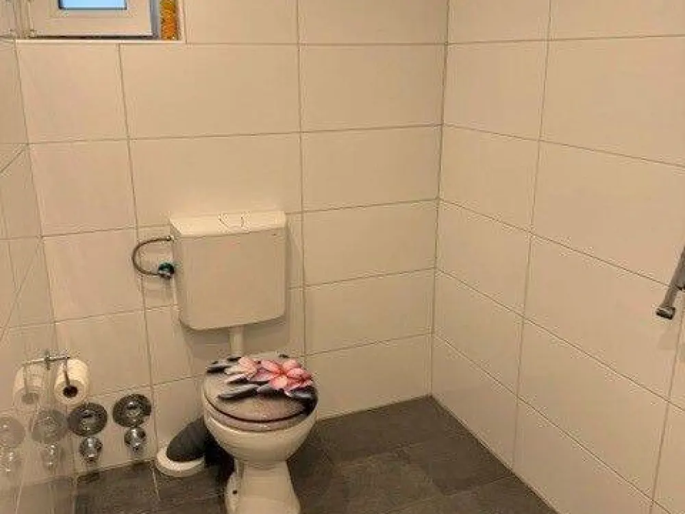 90 m² on the ground floor looking for new tenants!!!
