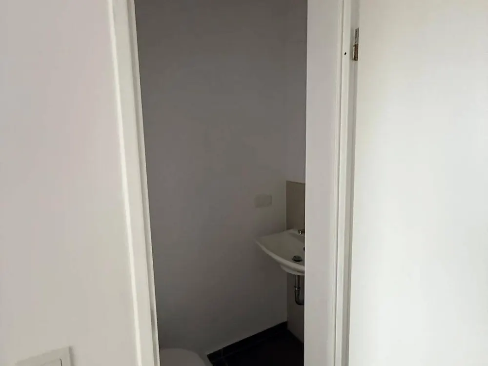 Charming, Light-Flooded 2-Room Apartment with Cathedral View