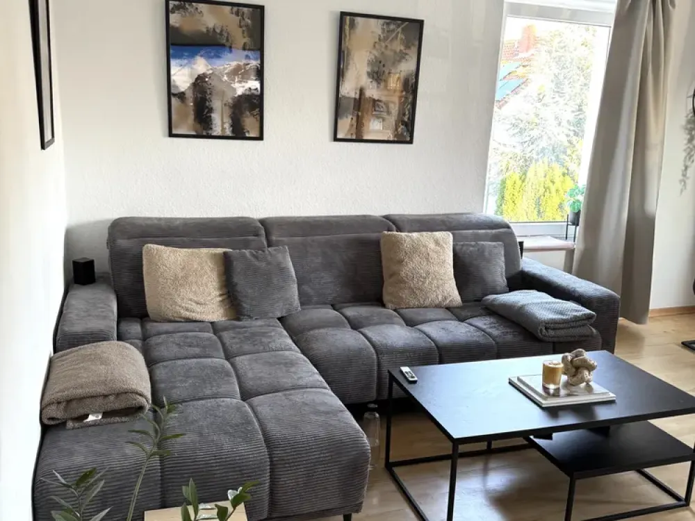 3-Room Apartment with Balcony and Fitted Kitchen in Hannover
