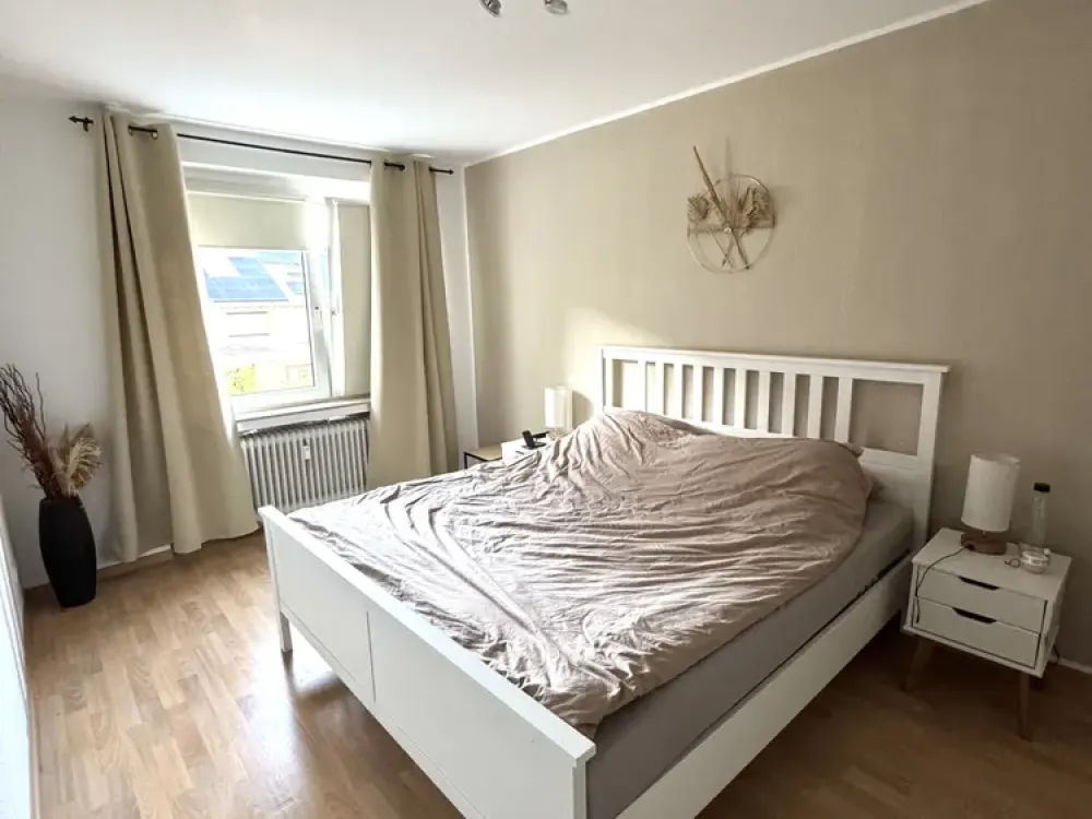 3-Room Apartment with Balcony and Fitted Kitchen in Hannover