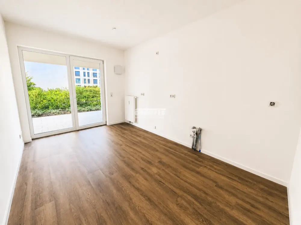 antaris Immobilien GmbH ** A Home to Fall in Love With - 3-Room Apartment with Terrace**