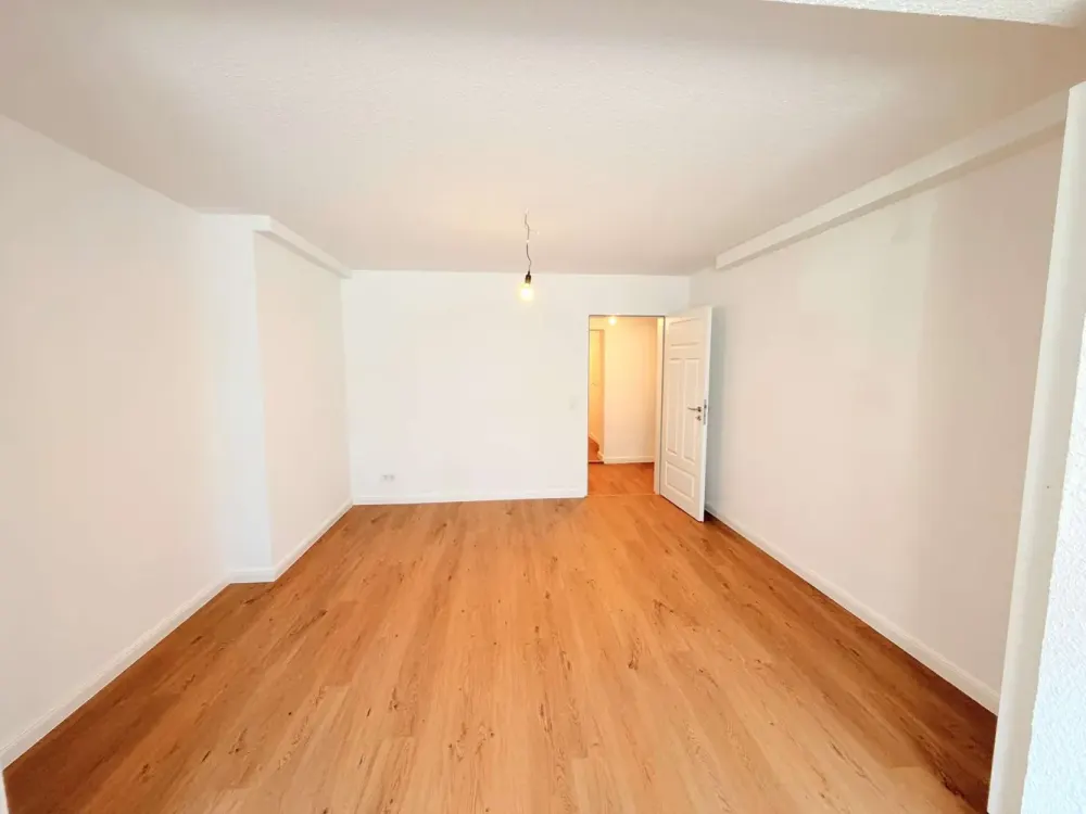 Bremen-Ostertor: First Occupancy After Renovation! Your Own Piece of Green in the Heart of the Ostertorviertel