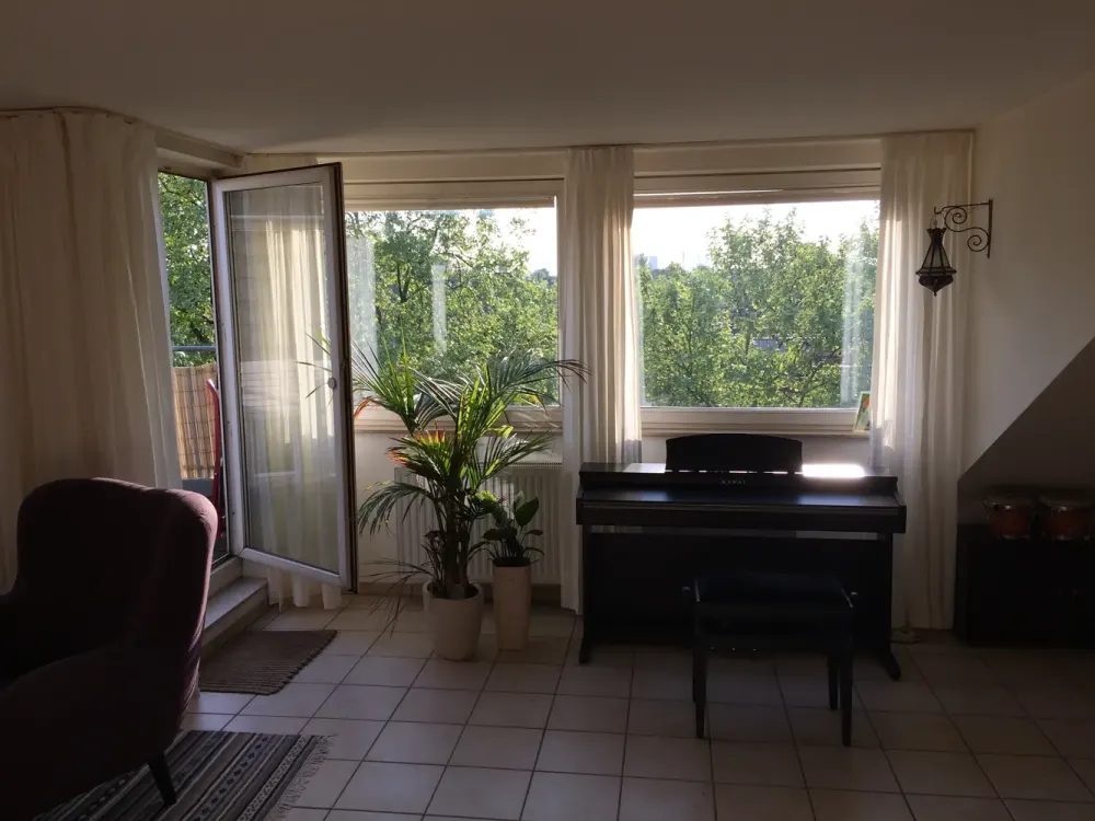Bright Attic Apartment for Rent from October