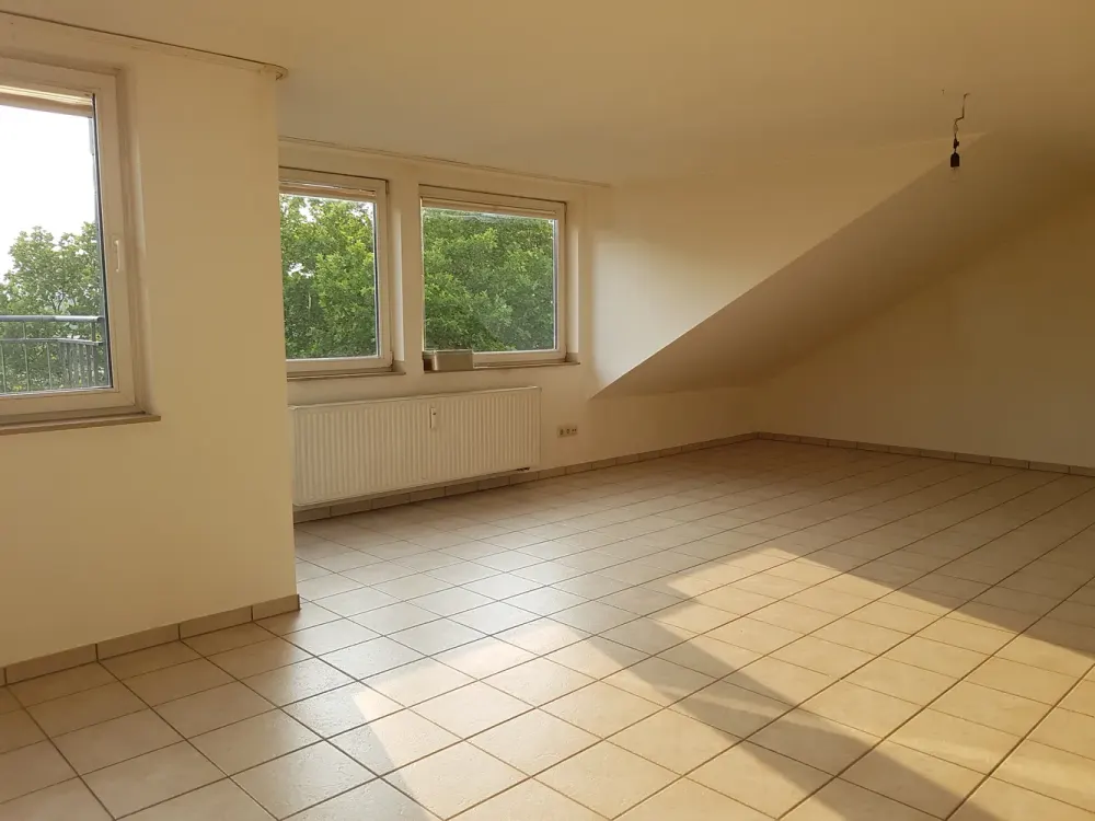 Bright Attic Apartment for Rent from October