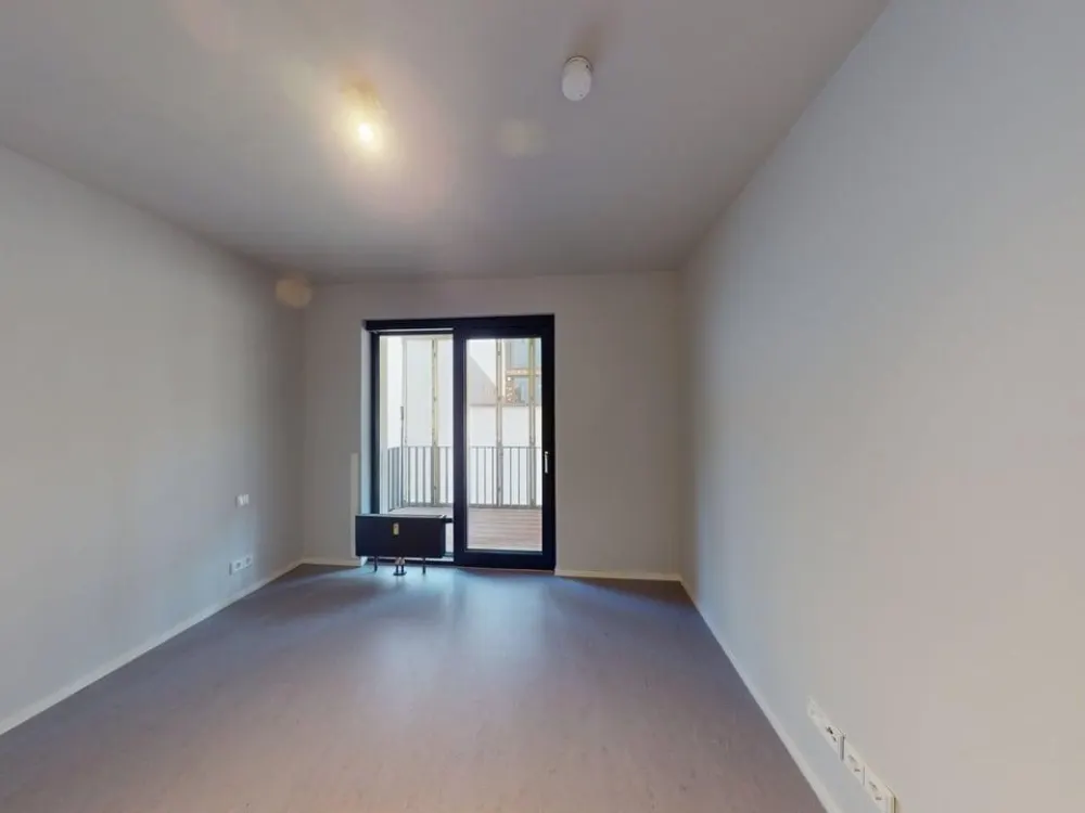 Comfortable City Living: 2-Room Apartment in the Heart of the Kiez