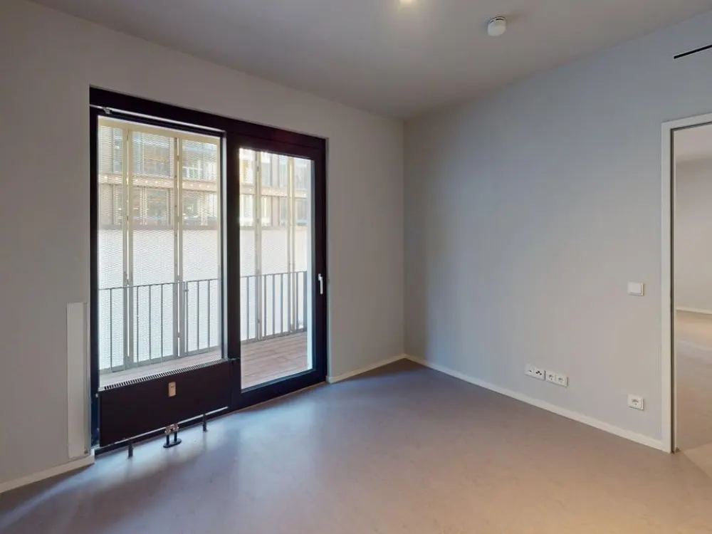 Comfortable City Living: 2-Room Apartment in the Heart of the Kiez