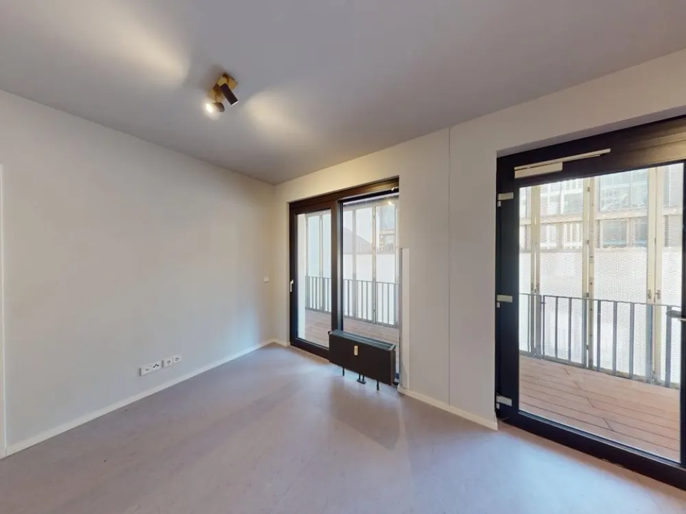Comfortable City Living: 2-Room Apartment in the Heart of the Kiez