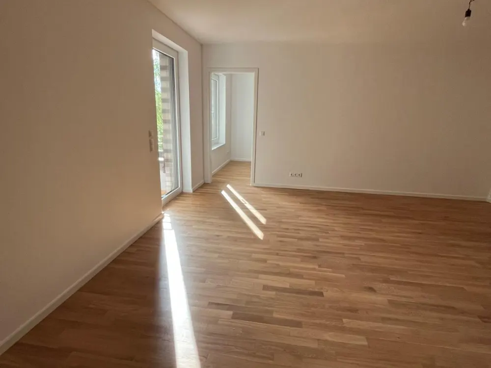 Looking for a New Tenant: 3-Room Apartment Johannstadt