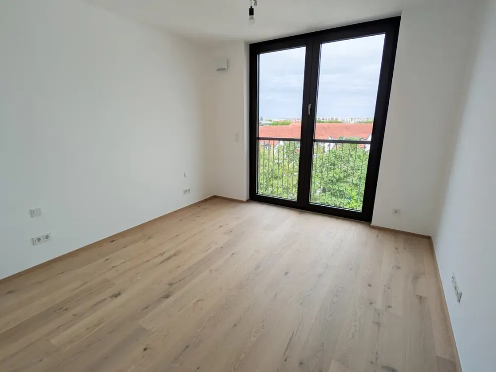 Sonne von morgens bis abends: 3-Zimmer-Maisonette mit drei Dachterrassen in Schwabing (4.11)