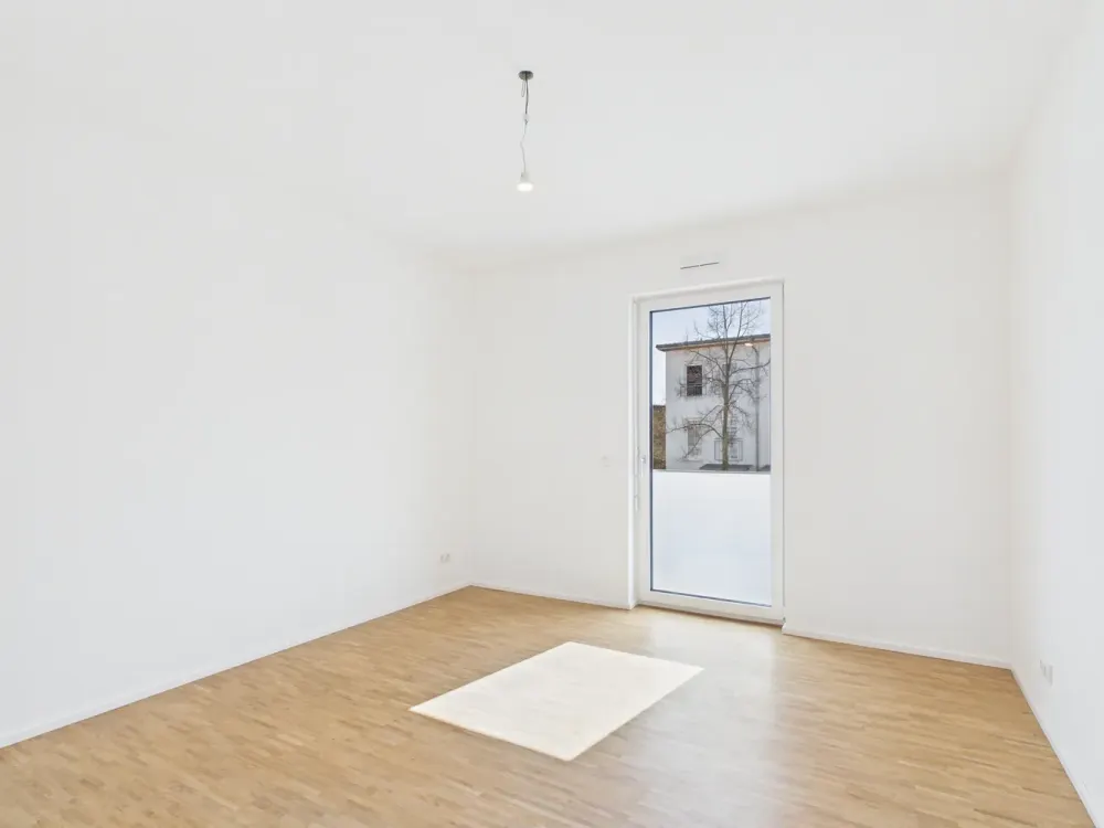 Your New Home: Bright 2-Room Apartment with Balcony or Garden - FIRST OCCUPANCY