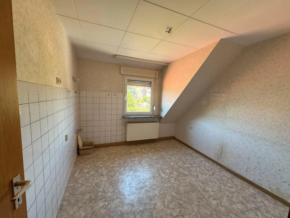 Large Apartment on the 2nd Floor / Friedrichsthal-Bildstock