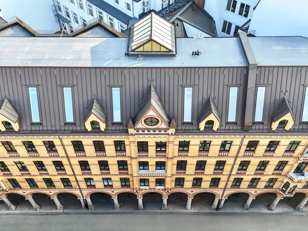 Penthaus-Neubau-Rarität auf den Colonnaden, zwischen Binnenalster und Oper