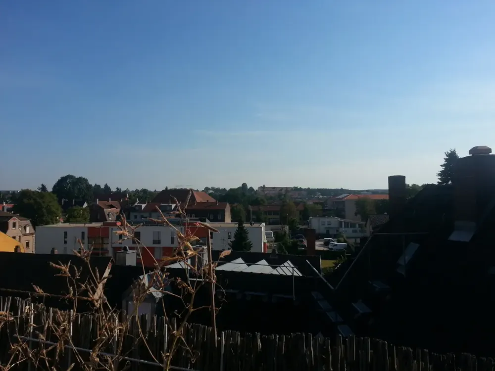 Penthouse with Elevator Directly into the Apartment, 144 m² of Living Comfort Above the Roofs of Zirndorf