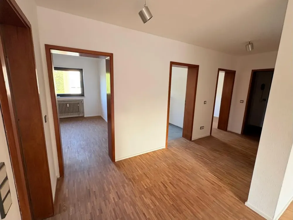 Living Space in Kaarst: Bright 3-Room Apartment with Balcony