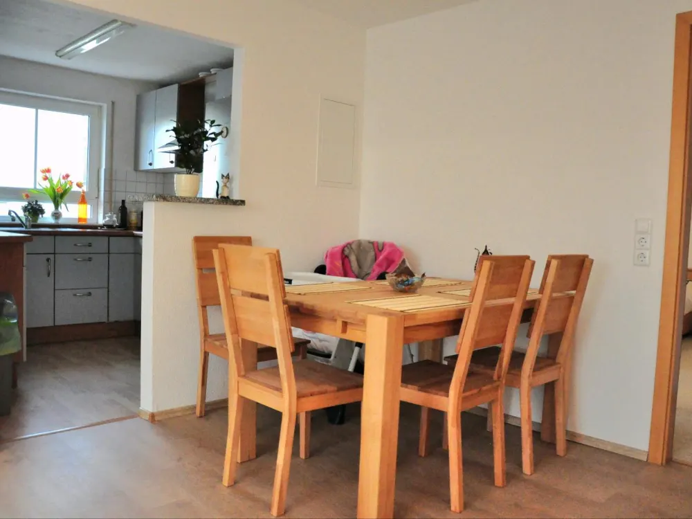 Charming 4-Room Apartment on the 2nd Floor with Attic in Ravensburg