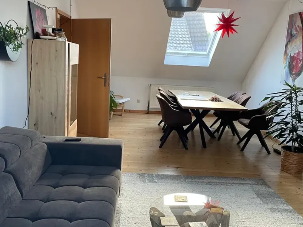 Helle Dachgeschosswohnung im Zentrum von Paderborn