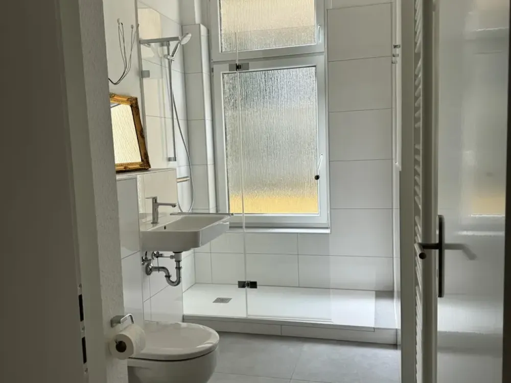 Dreamily Beautiful 4-Room Apartment with Balcony, 1st Floor, First Occupancy After Modernization