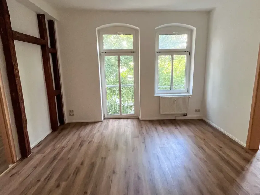 (KLEINE) 5-RAUM-WOHNUNG! - Hier ist Platz für die (kleine) Familie!