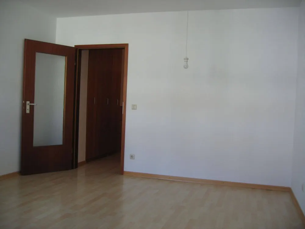 1-Room Apartment with Fitted Kitchen in Sendling-Westpark